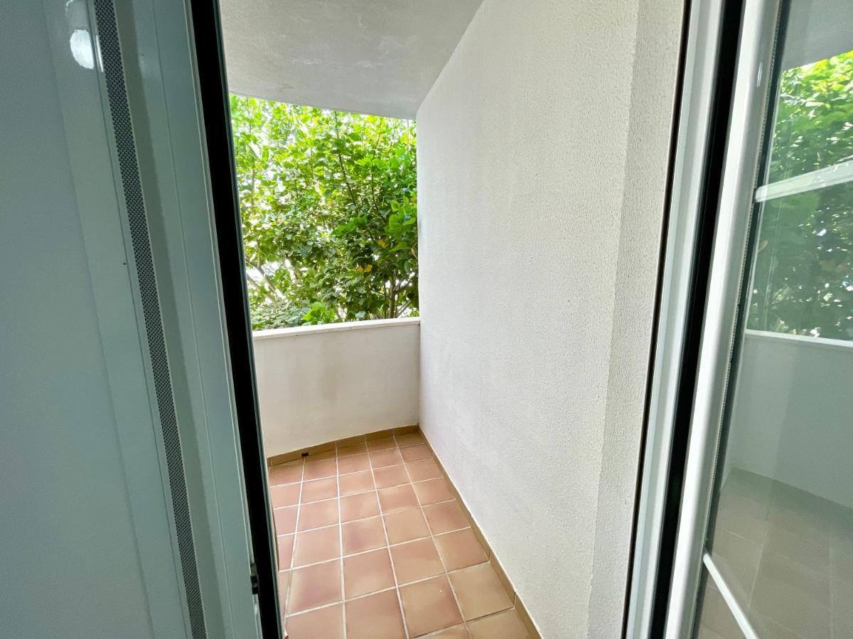Top Sea View Apartment - 7 Minutes To Sotogrande Castillo de Sabinillas Kültér fotó